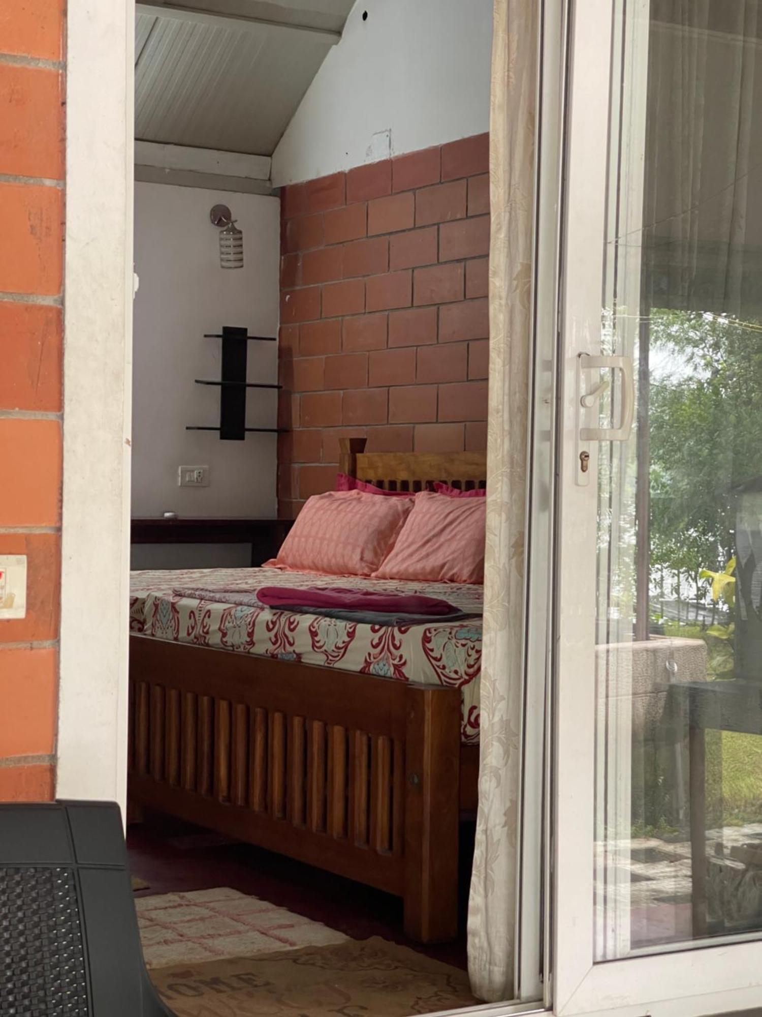 Ashtamudi Villa Kollam Eksteriør bilde
