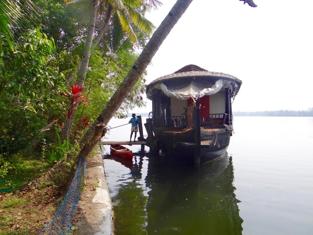 Ashtamudi Villa Kollam Eksteriør bilde